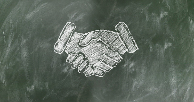 SE0 & SEO Marketing - Symbol Hand in Hand